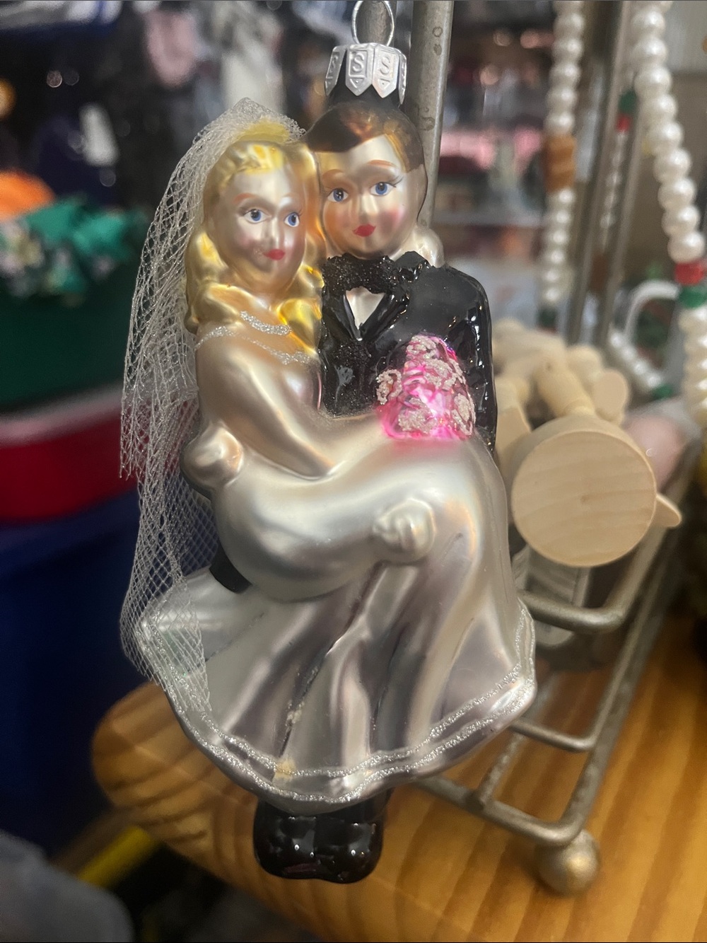 VTG Blown Glass Groom carrying his bride ornament by Robert Stanley signed 371